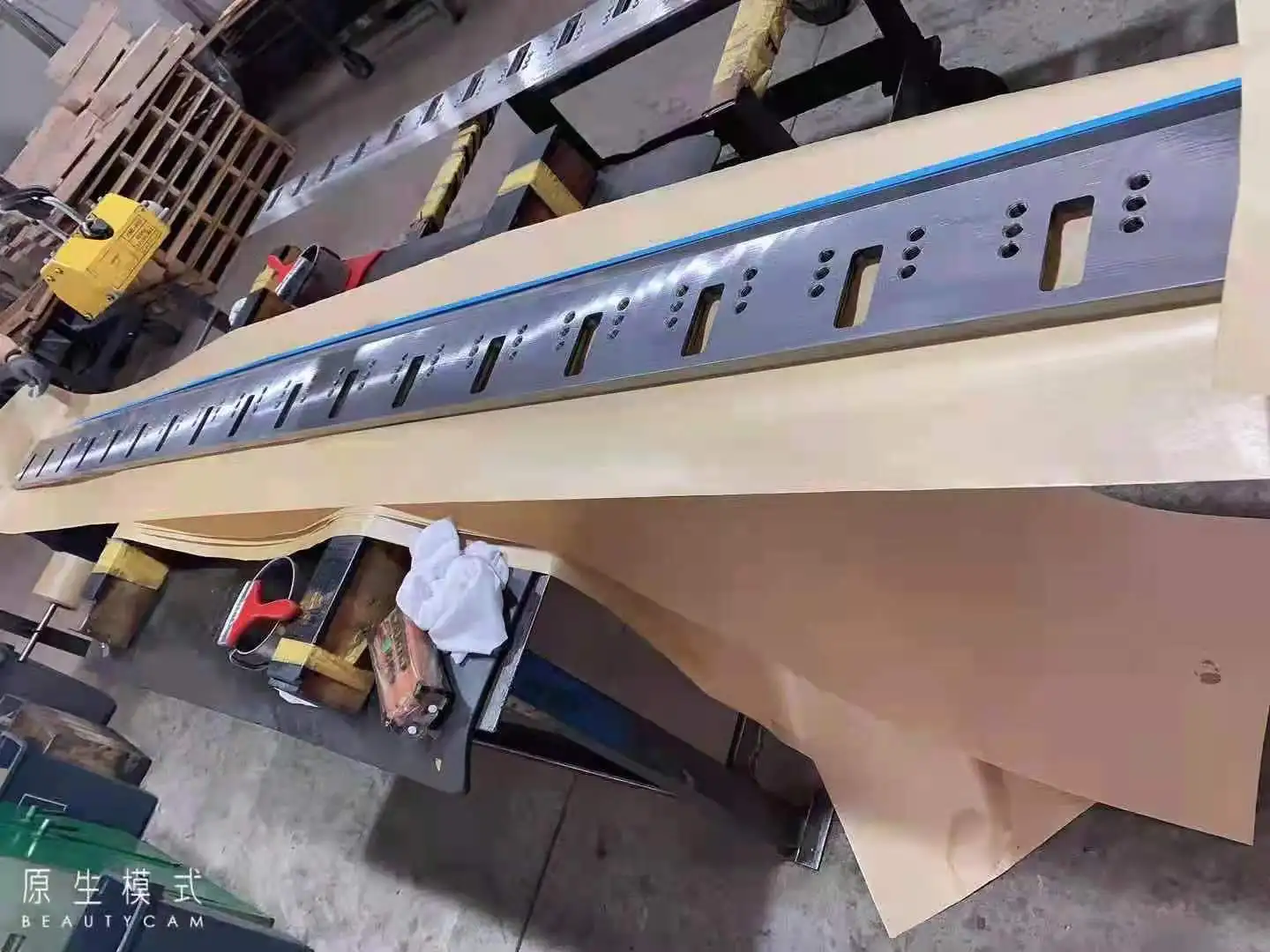 Промышленный деревянный виниловый роторный токарный нож для пилинга шпона Knife3200 * 200*22