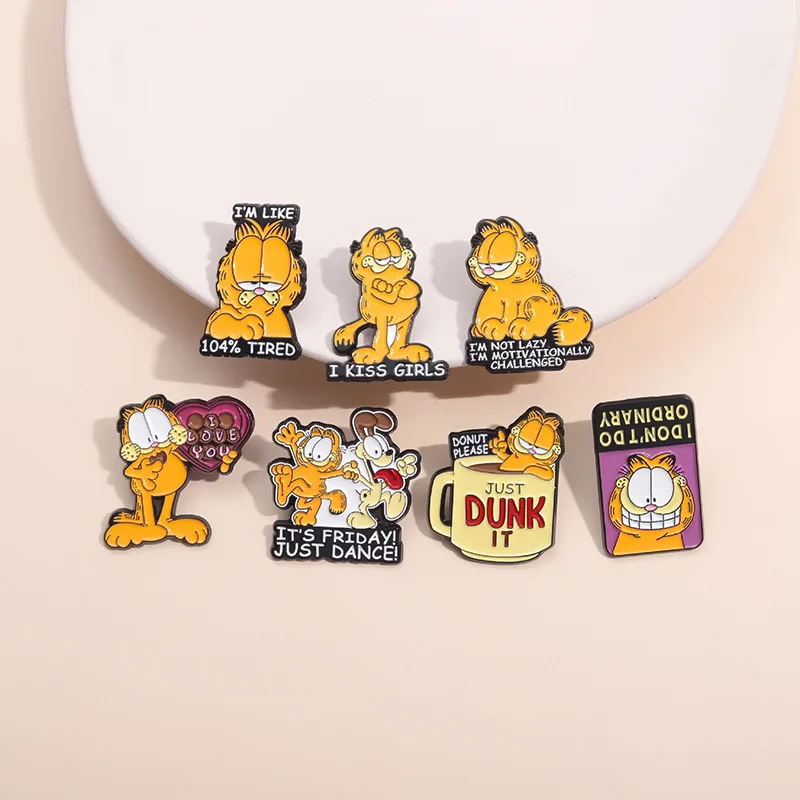 ガーフィールド　4つ足 ガーフィールド 4つ足 Vintage Garfield holding a knife, fork
