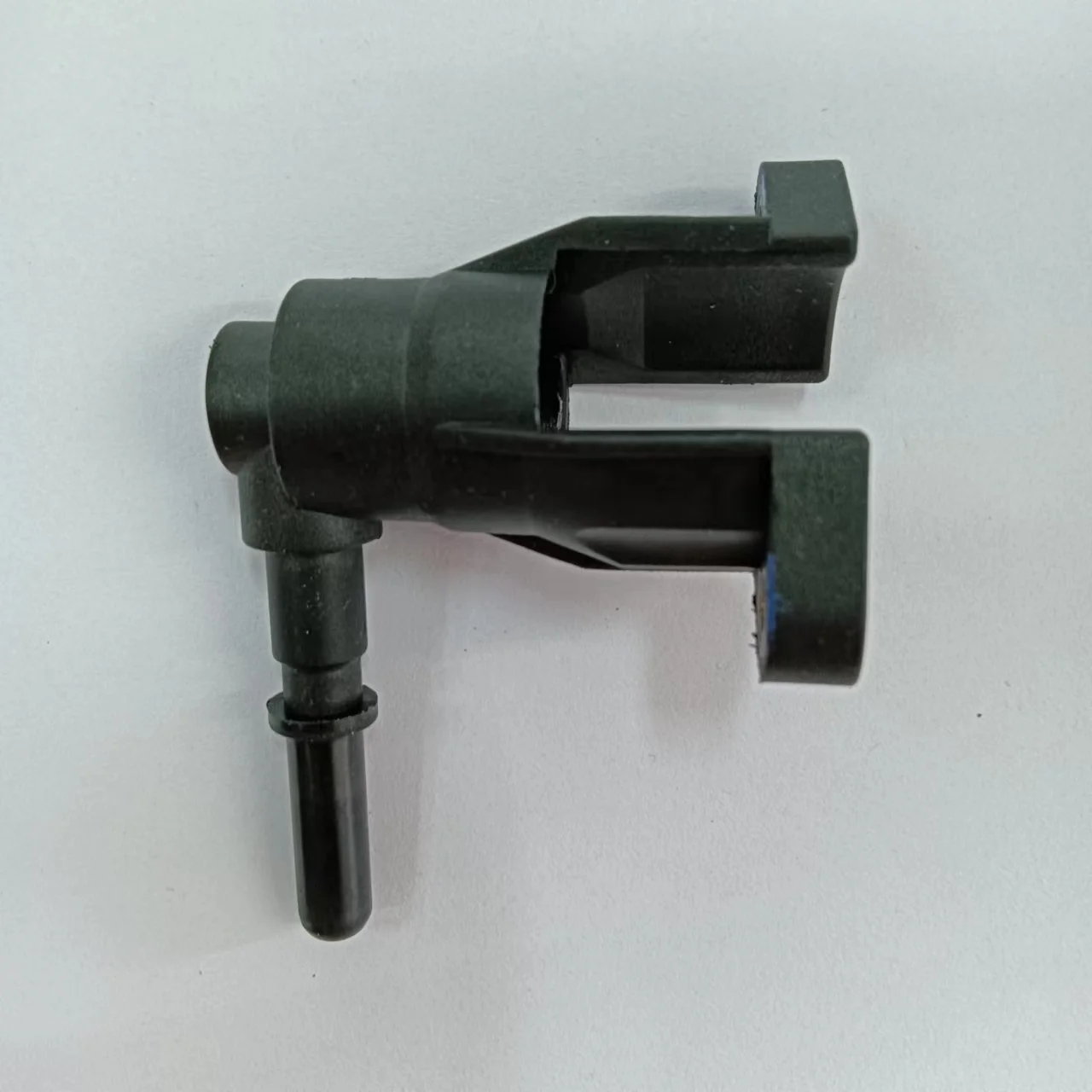 Factory Wholesale Fuel Injector Connector Case Bracket Motorcycle 6.30 Fuel Injector  Bracket for Yeson