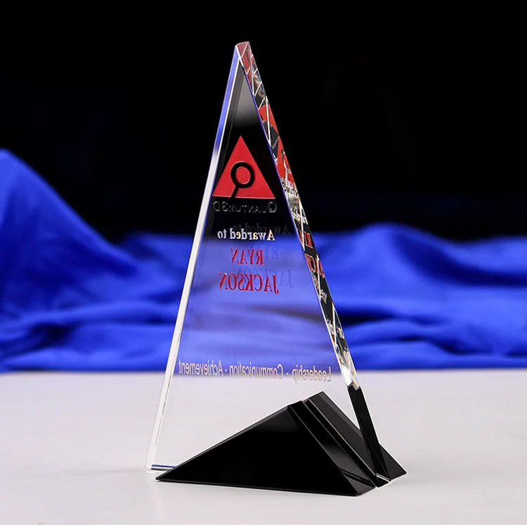 Customs Service Ascent Triangle Crystal Award For Company Services Crafts