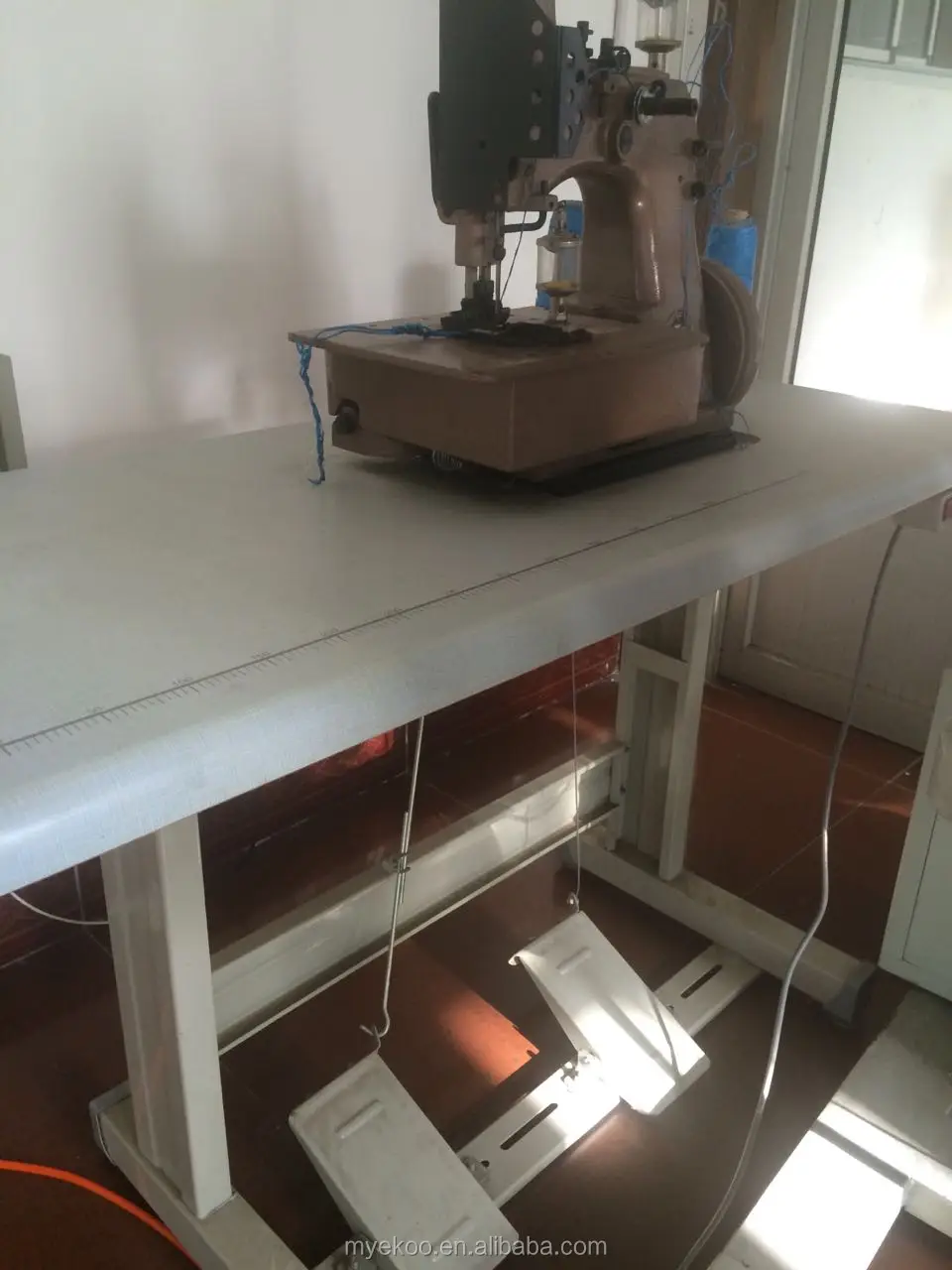 High-Performance Automatic Portable Home Factory Industrial Use Garment Type Sewing Machine 3-Thread Binding Carpet New