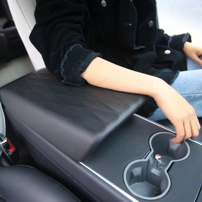 Чехол для подлокотника центральной консоли