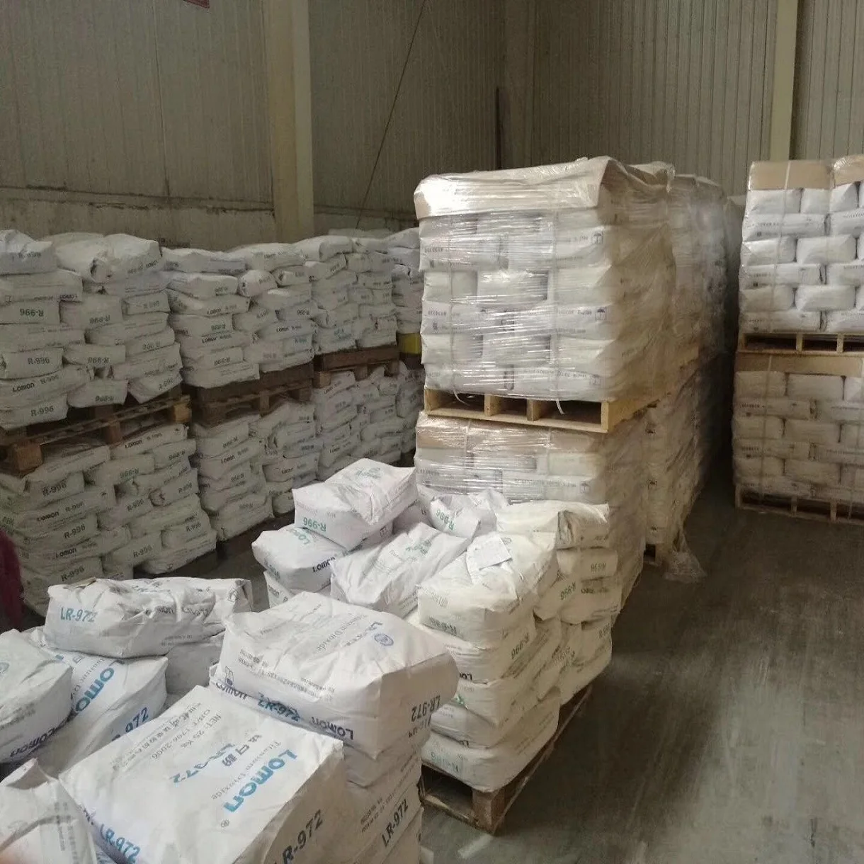 Cosmetic Grade Water Soluble Nano Titanium Dioxide Rutile Crystal Powder Tio2 Production Line LR-972 LR 972 For Industry