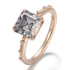 Anillo de oro macizo de 14 quilates con diamante de laboratorio