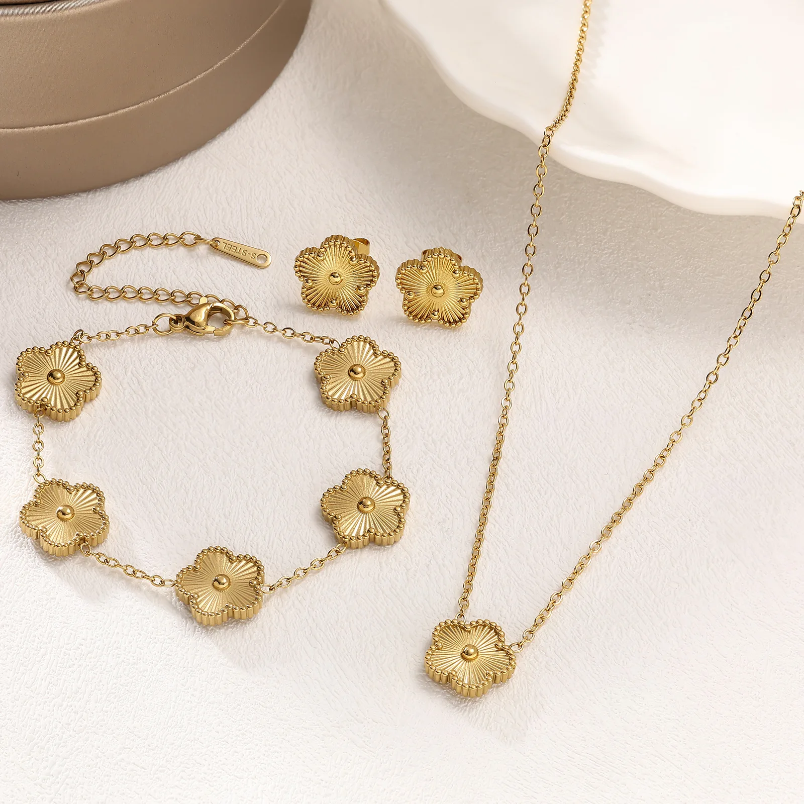 18K Gold Plated Luxury Flower Jewelry Set