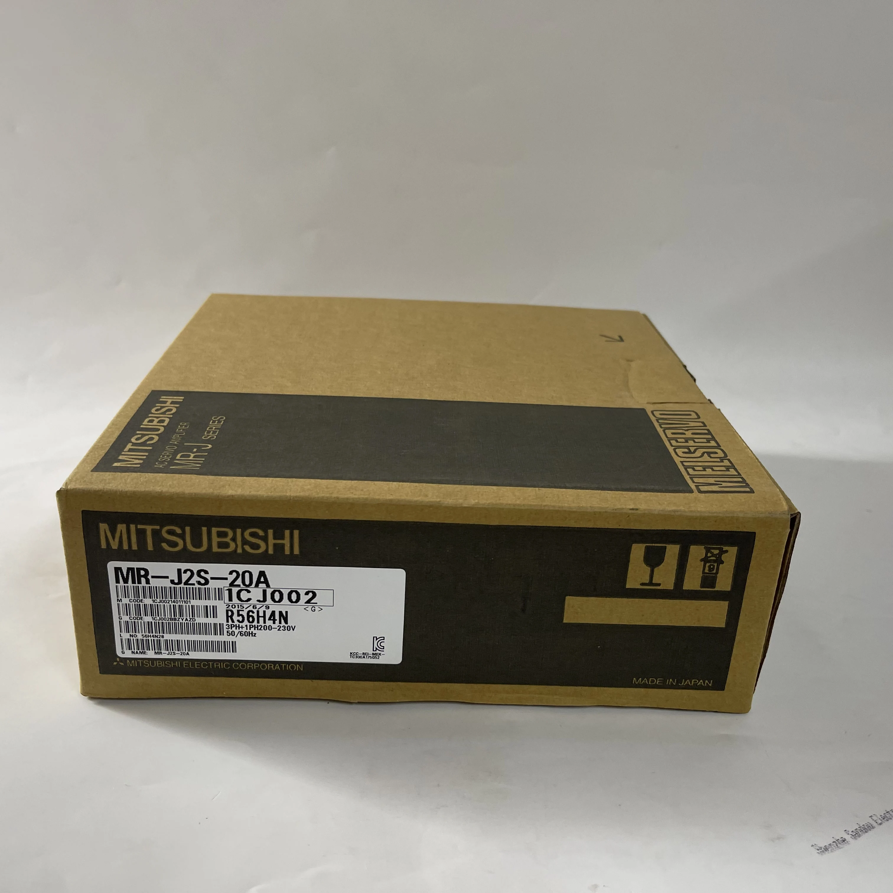 Mitsubishi MELSERVO J2S Series AC Servo Amplifier MR-J2S-20A Mitsubishi MELSERVO J2S Series AC Servo Amplifier MR-J2S-20A