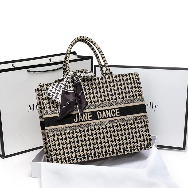 Fashion L ′ V Designer Makeup Bag Coated Onthego Leopard Print Handbag for  Work, Shopping or Weekend Trips - China Ladies Handbag and Designer Handbag  price
