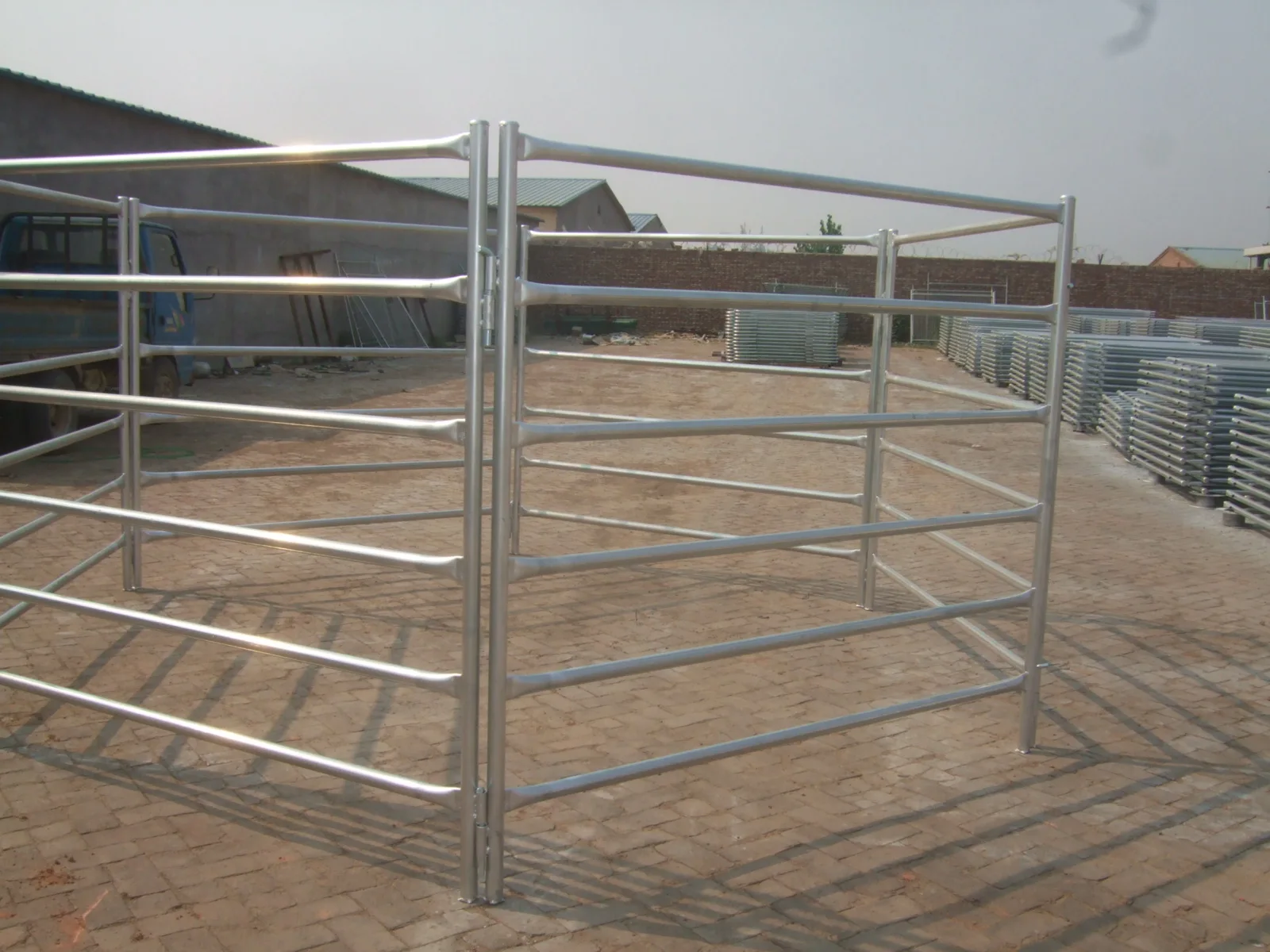Round Pen Cattle Panels / Corral Panels / Livestock Panel For Ranch