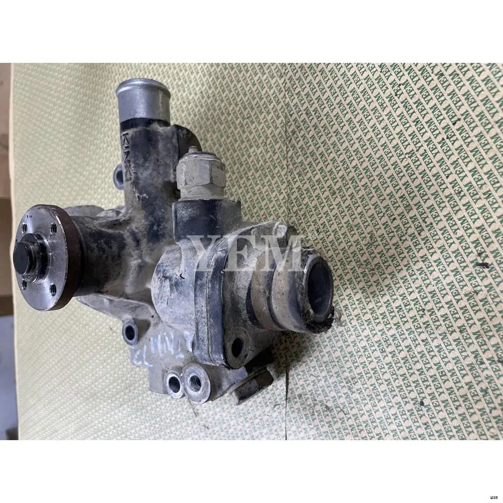 Diesel Engine 3TNV72 Water Pump for Yanmar