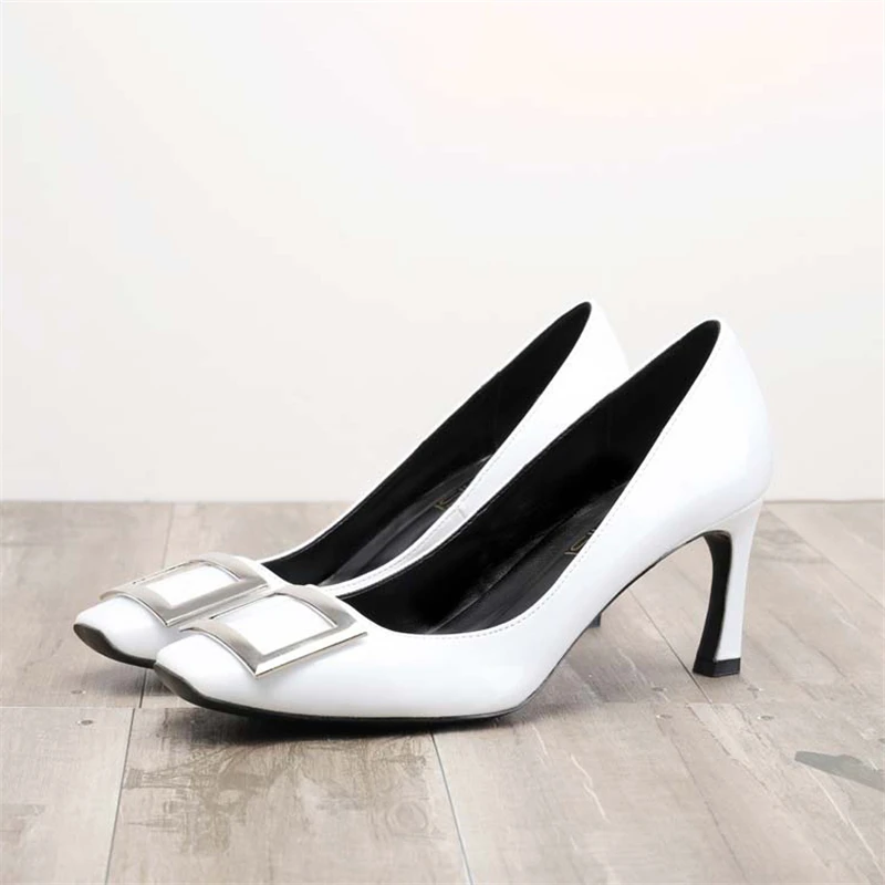 Amazon.com: SchdosY Zapatos de tacón alto clásicos de gamuza para mujer, de  tacón alto con punta puntiaguda, 4.7 in, vestido de boda, fiesta, oficina,  talla grande, 34-46 : Ropa, Zapatos y Joyería