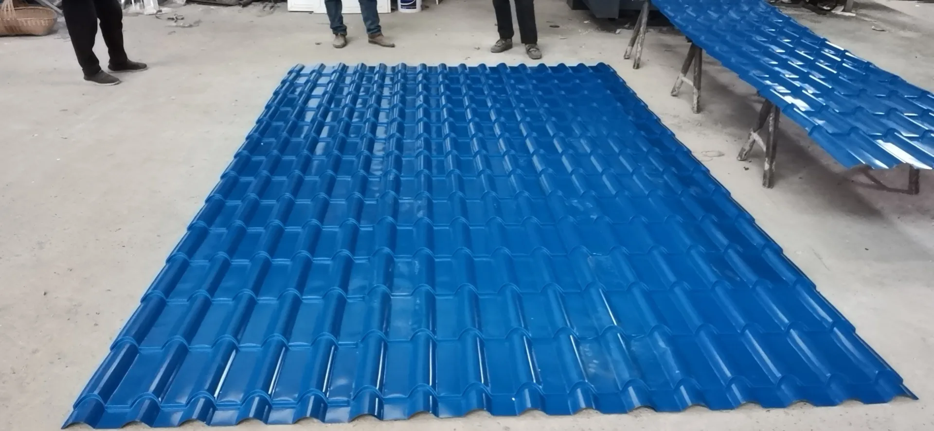 Brand New Asphalt Shingles Roof Asbesto Floor Ceramic Porcelain Tile