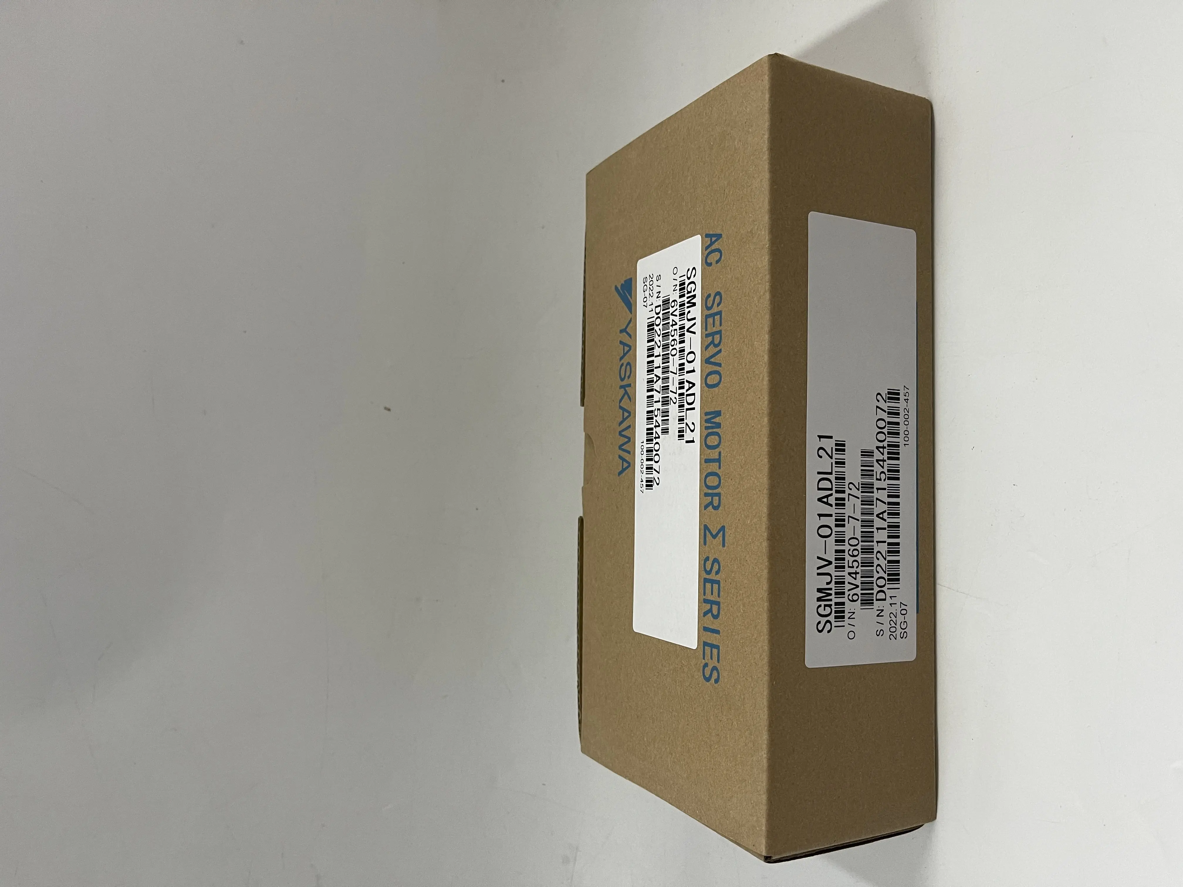Yaskawa AC Servo Motor SGMJV-01ADL21 Yaskawa AC Servo Motor SGMJV-01ADL21