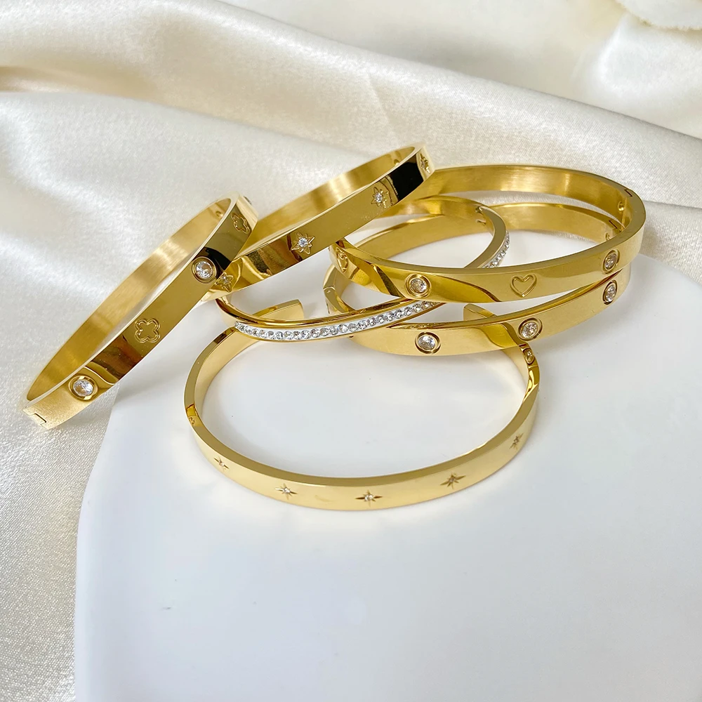 ❤KSY24☆☆☆さま❤2025年Bracelet❤❤❤❤✨️ New Fashion 18K Gold-Plated Stainless Steel Bracelet