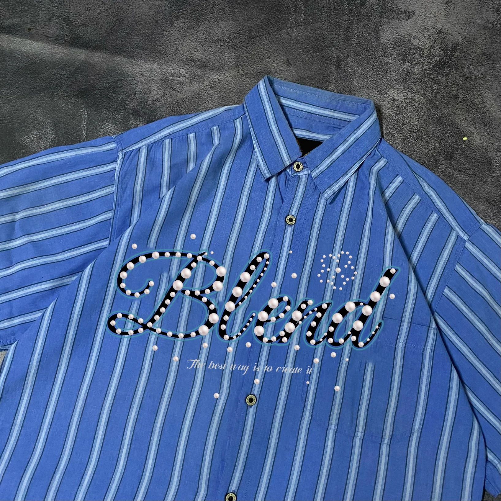 2025 Summer New Styles Vintage Boxy Fit Oversize Cropped Flannel Shirt for Men Cotton Button up Screen Print Shirt for Men gallery 2