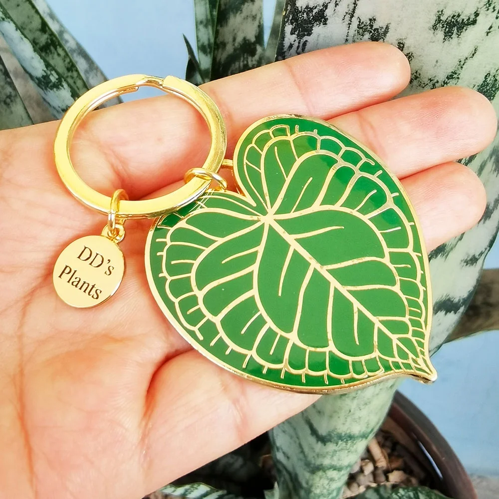 2024 New Free Mold Custom Gold Monstera Leaf Keychain supplier