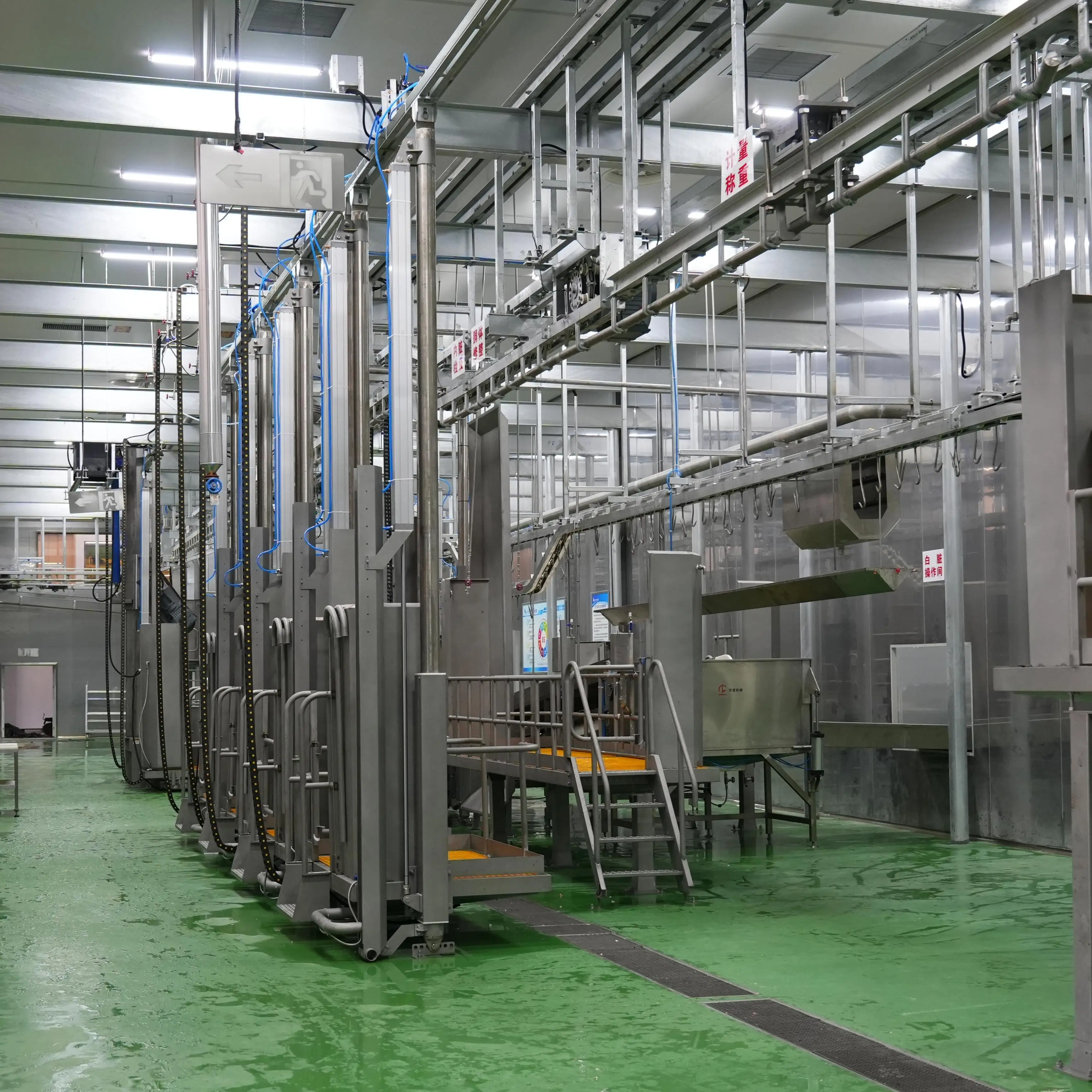 Fully automatic cattle and buffalo slaughtering line equipment, slaughterhouse machinery, beef processing plant