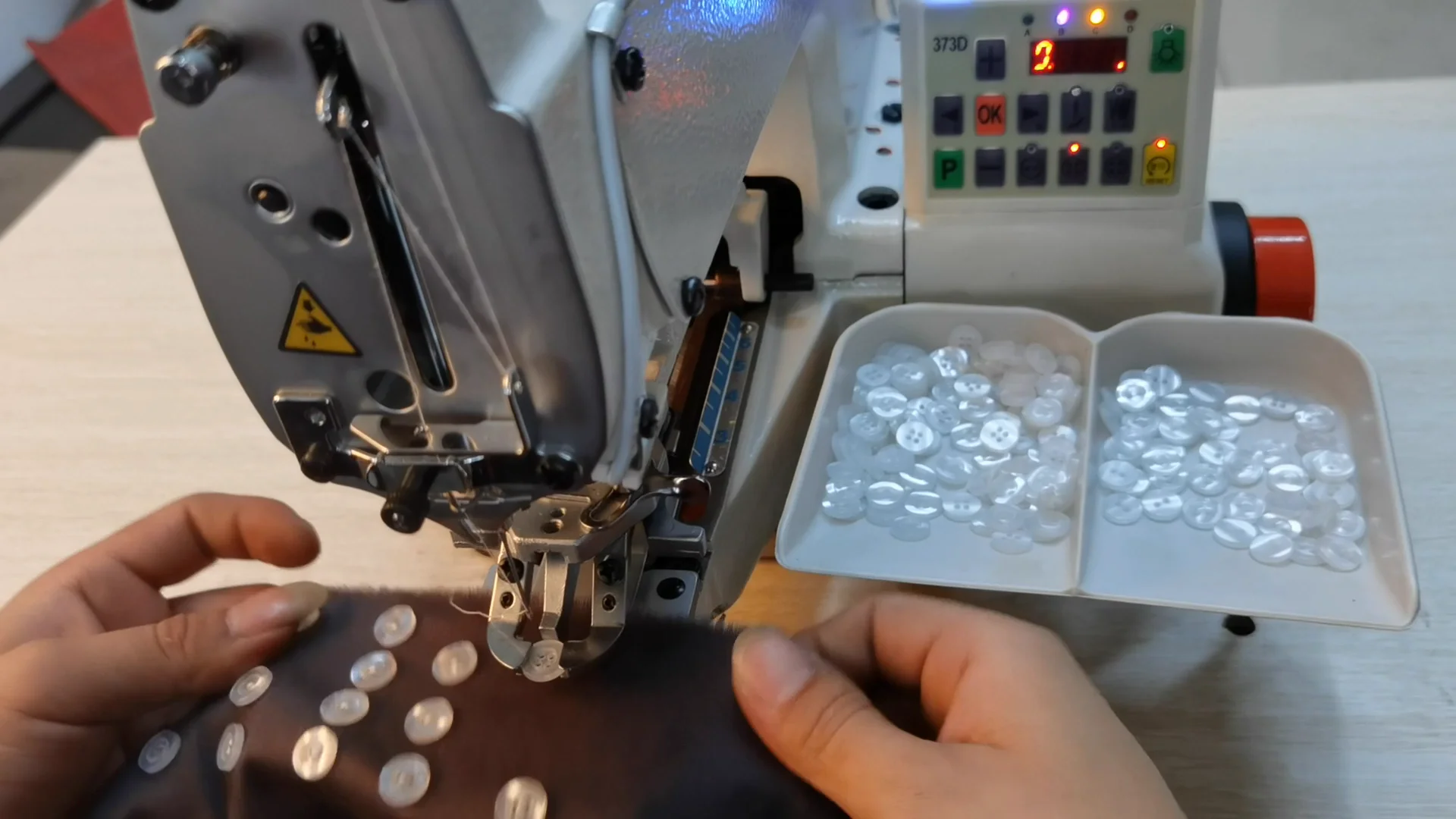 Automatic Air Loading Plastic Snap Button Attach Attaching Machine Buy Automatic Snap Button