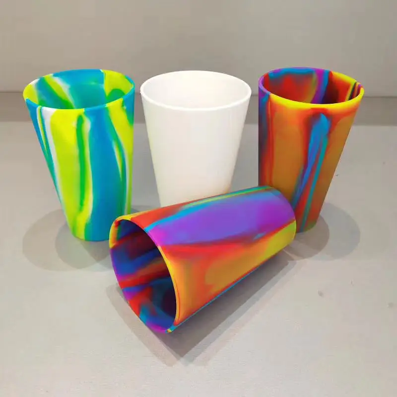 480ml Iridescent Silicone Cup Portable and Durable Modern Design for Wine Beer and Tea Perfect Saucer supplier