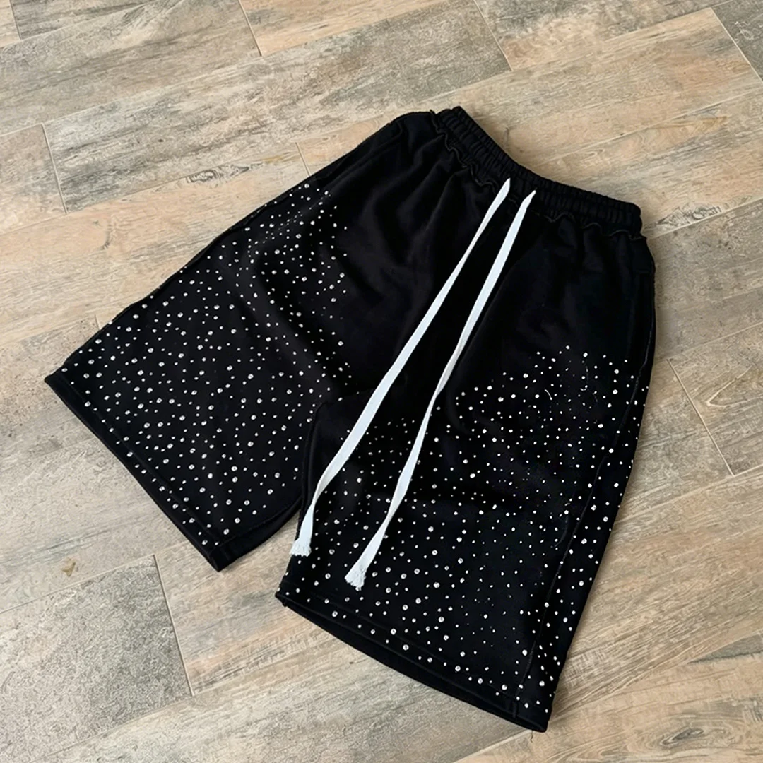 Bestsellerowe wysokiej klasy spodnie krótkie dla mężczyzn z bawełny, efekt kwasowego prania, styl retro uliczny, zamówienie hurtowe z możliwością personalizacji, druk DTG, kryształki i haft