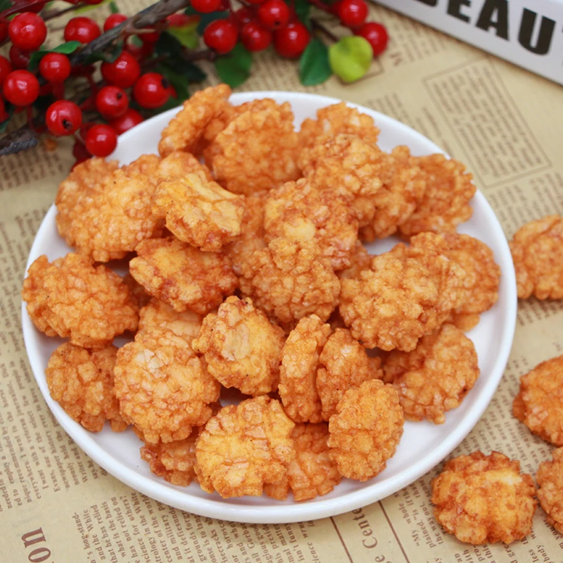 Crispy Chinese spicy snack want want rice crackers senbei rice cracker snacks factory