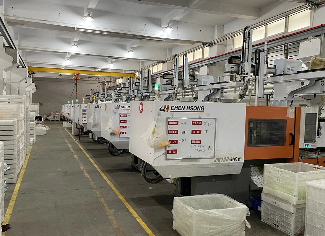 Shantou Dadi Plastic Toys Industry Co., Ltd. 2
