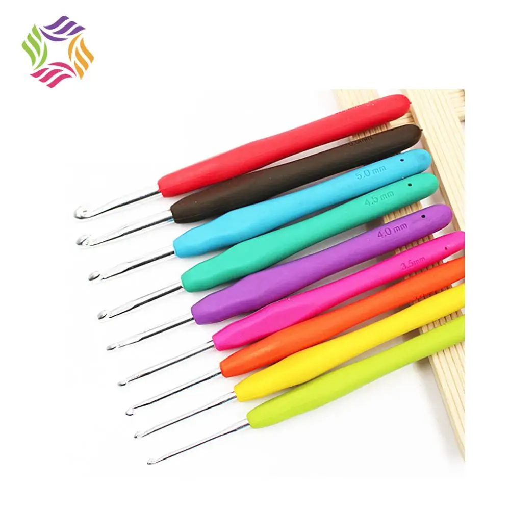 9pcs Set of PVC Packaging TPR Soft Handle Aluminum Crochet Hook Simple Style Portable for Crocheting and Hand Knitting