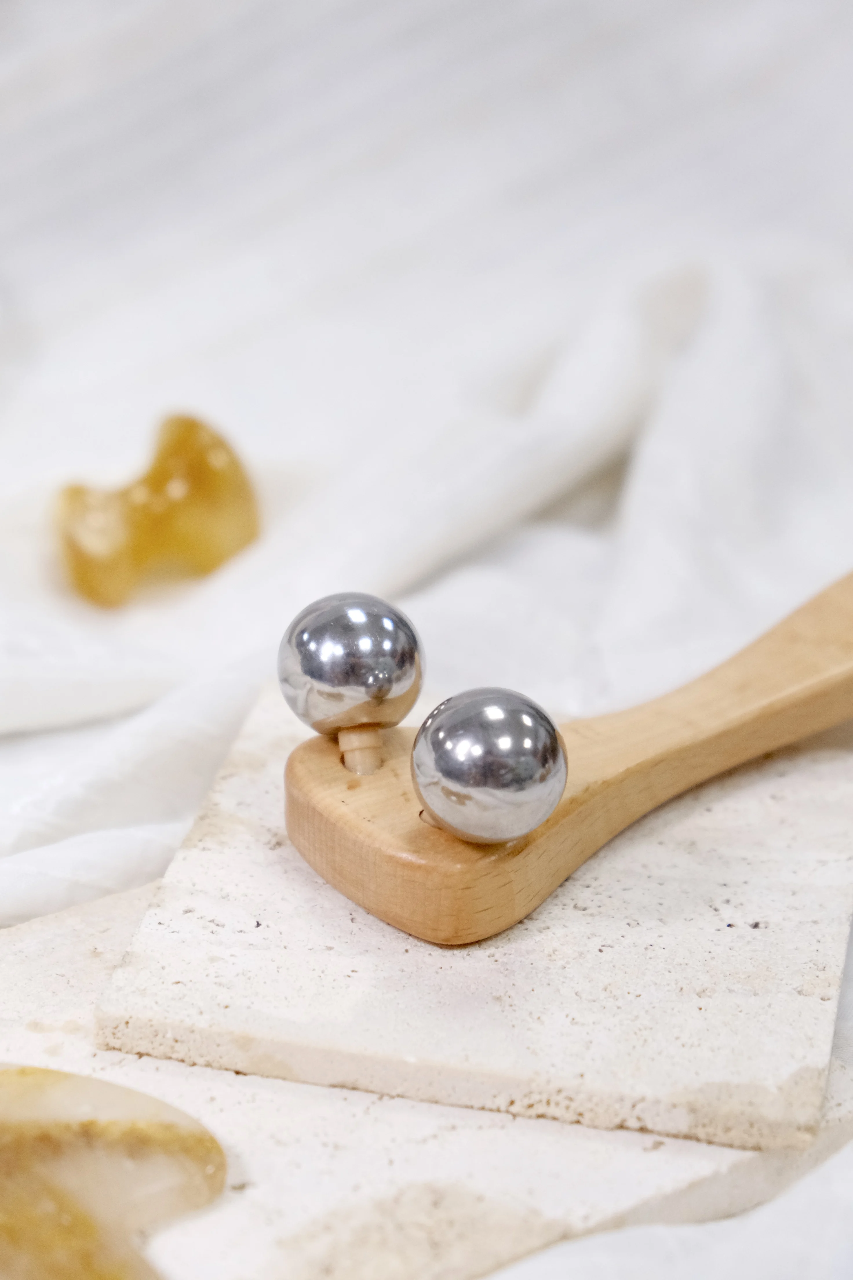 High Quality Wooden Facial Care Face Roller Stainless Steel Components PC/POM Custom Logo Premium Massage Relaxation Comfort