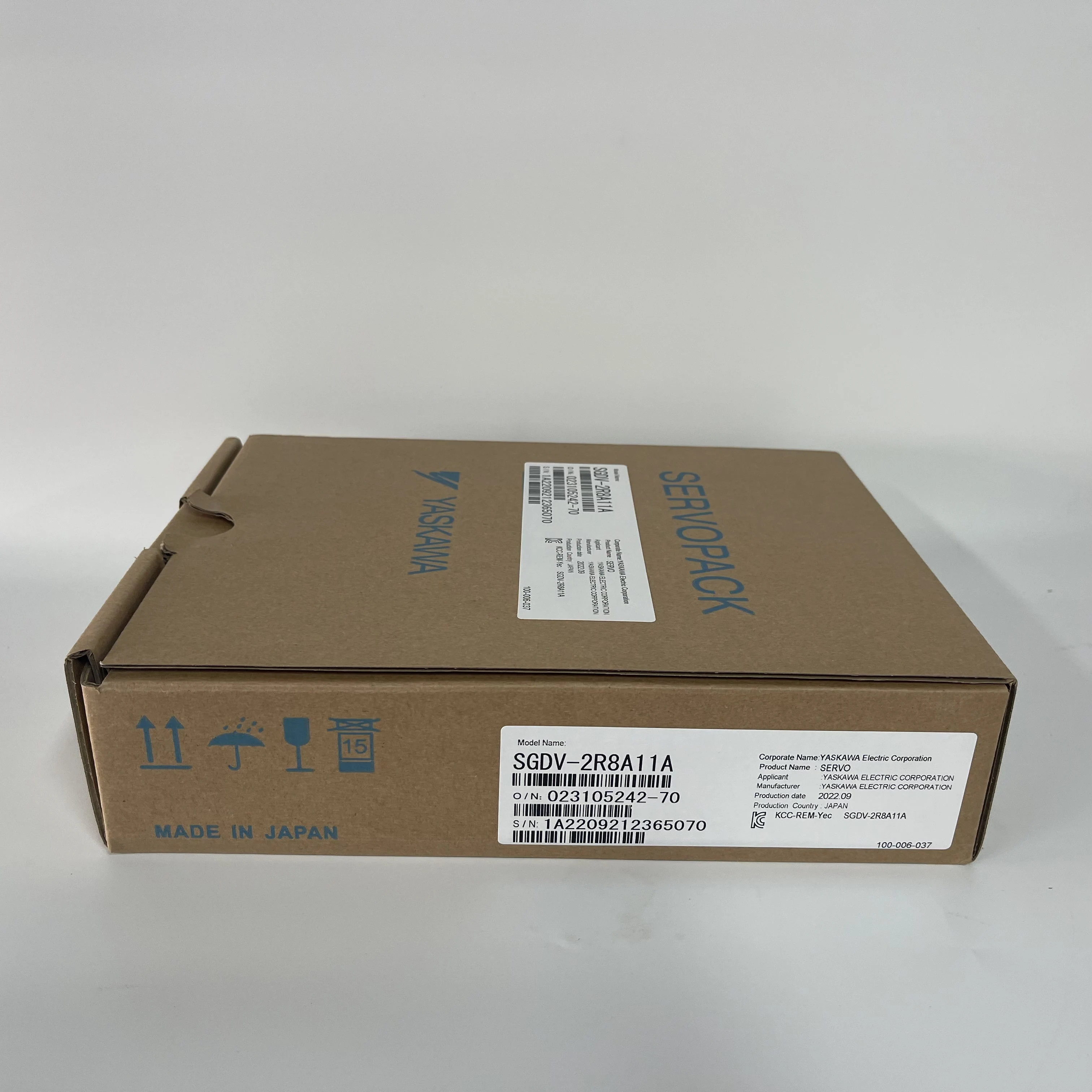 YASKAWA AC Servo Driver SGDV-2R8A11A YASKAWA AC Servo Driver SGDV-2R8A11A