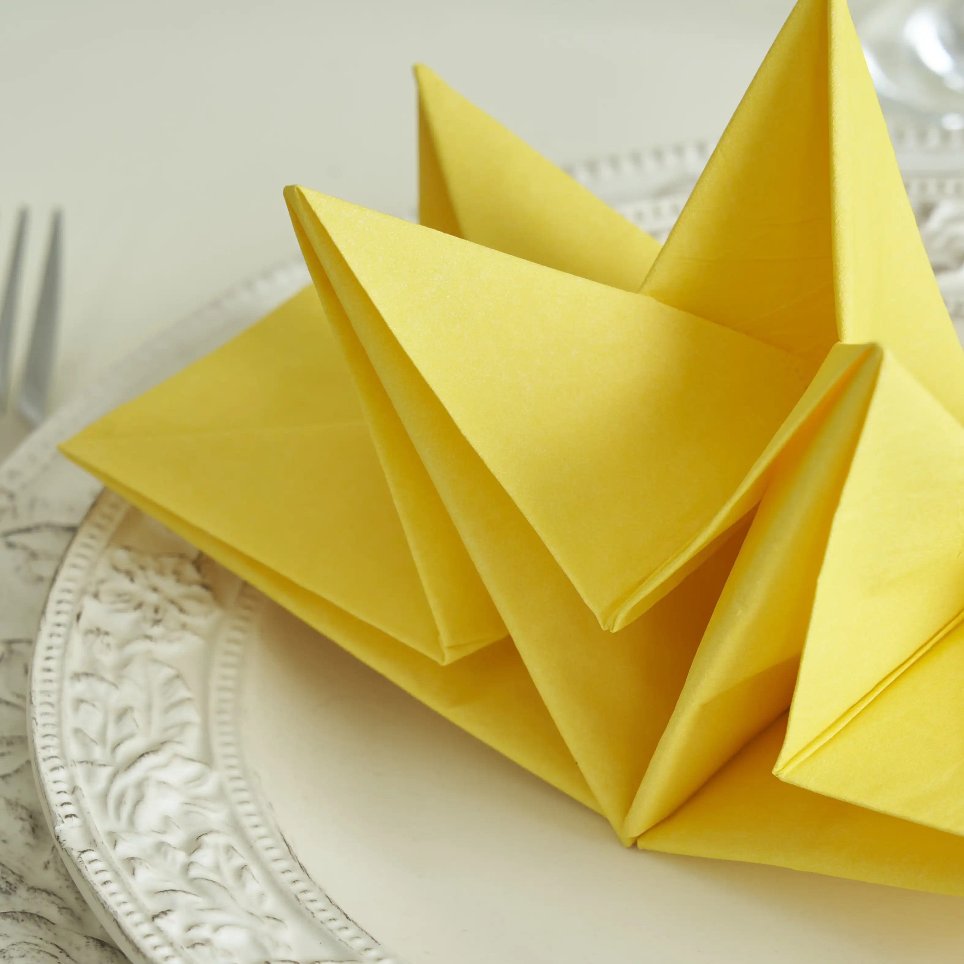 Luxury Star Fold Napkins For Wedding Christmas Birthday Yellow Solid
