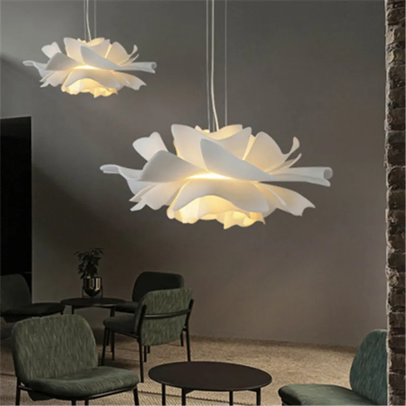 Designer Creative Flower Shape Pendant Light Acrylic Iron Chandelier Modern Elegant Hanging Lamps Gallery Home Decoration