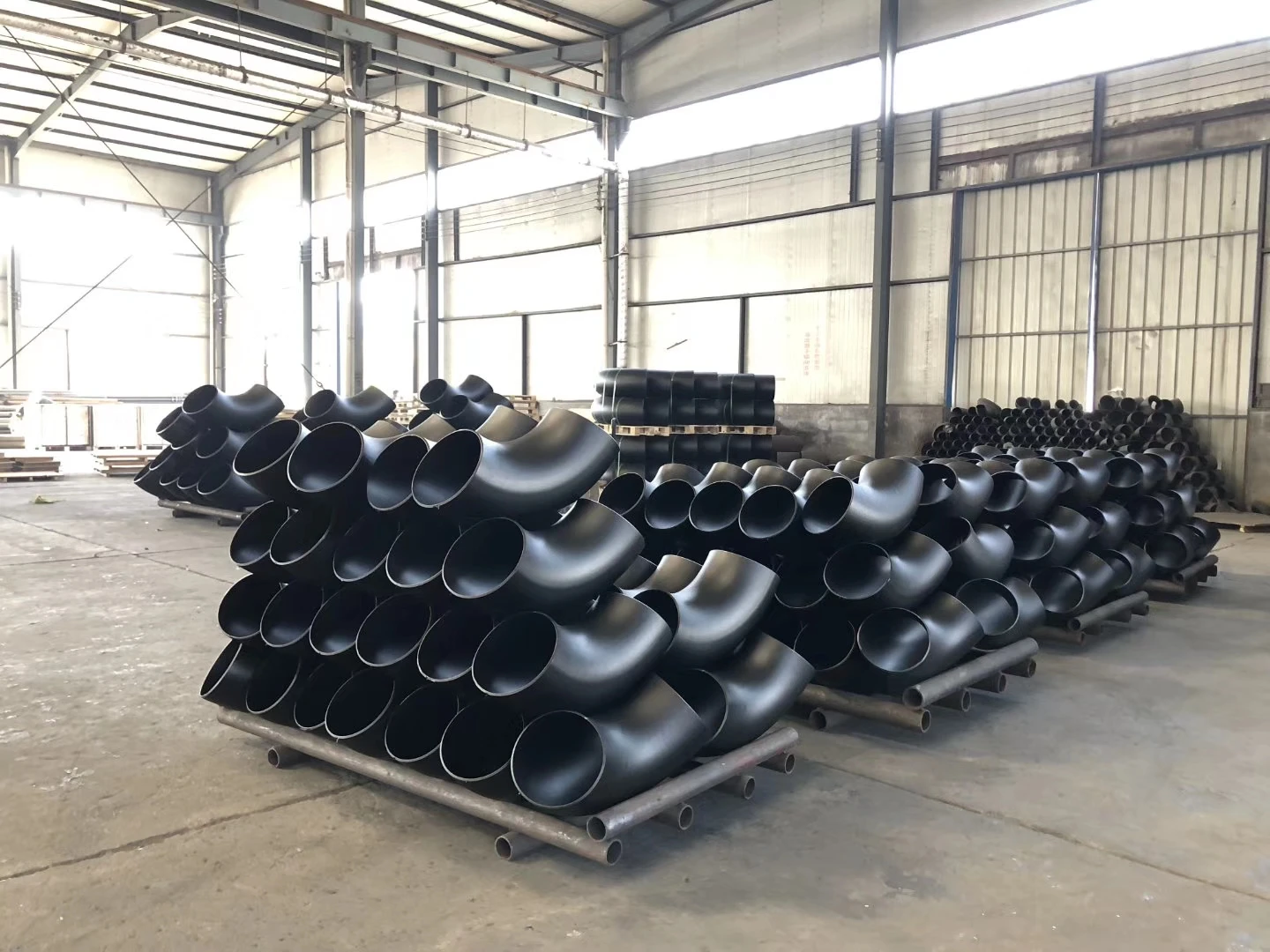 Gas Carbon Steel Butt Welded Pipe Fitting SCH40 Elbow 6 Inch