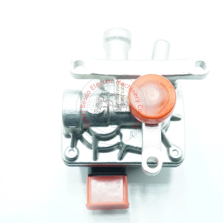 Source 4353197 A047T711 5472001 engines parts urea pump doser 