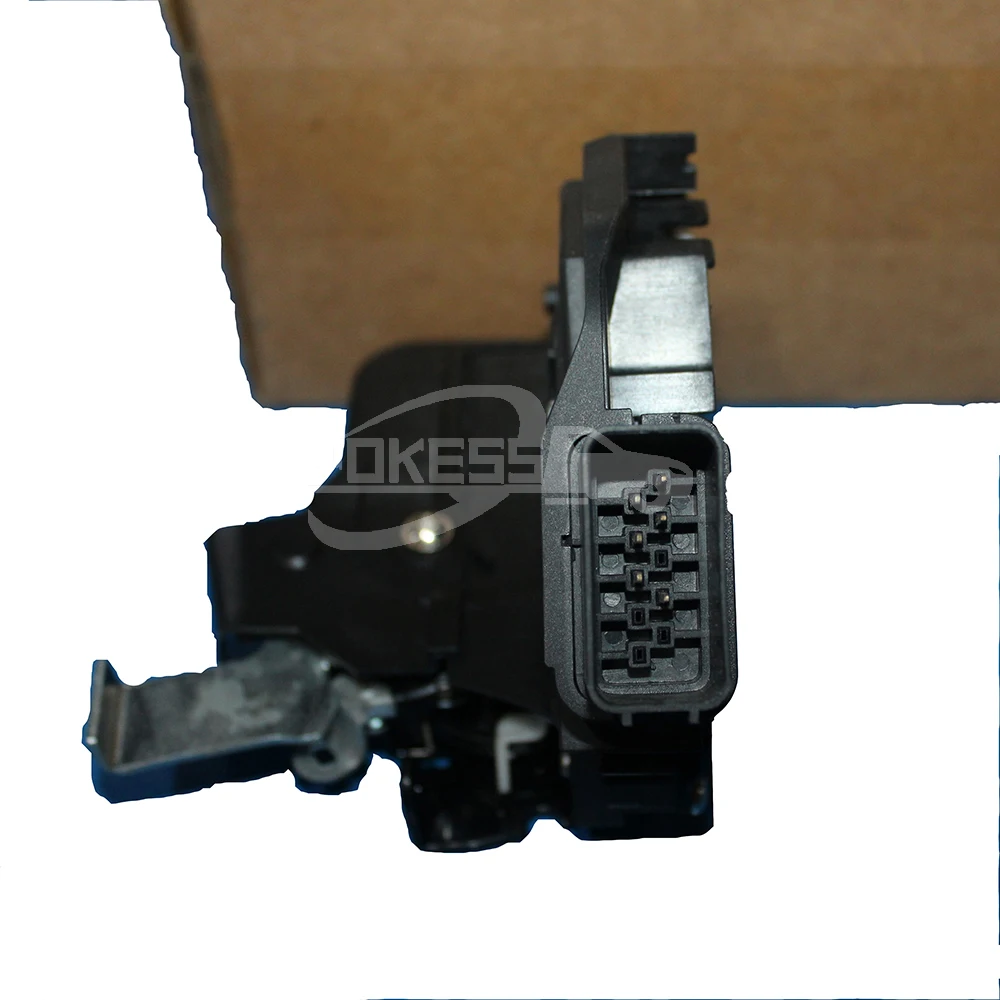 Cars Interior Door Locking 4M5AA26412-JE Ford Focus 1.8 Electric Car D... — 3