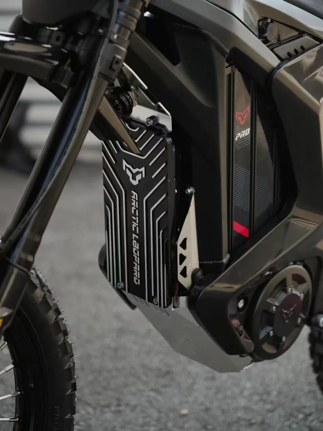 2026 Arctic Leopard XE PRO 72v55ah 20kw Electric Dirtbike