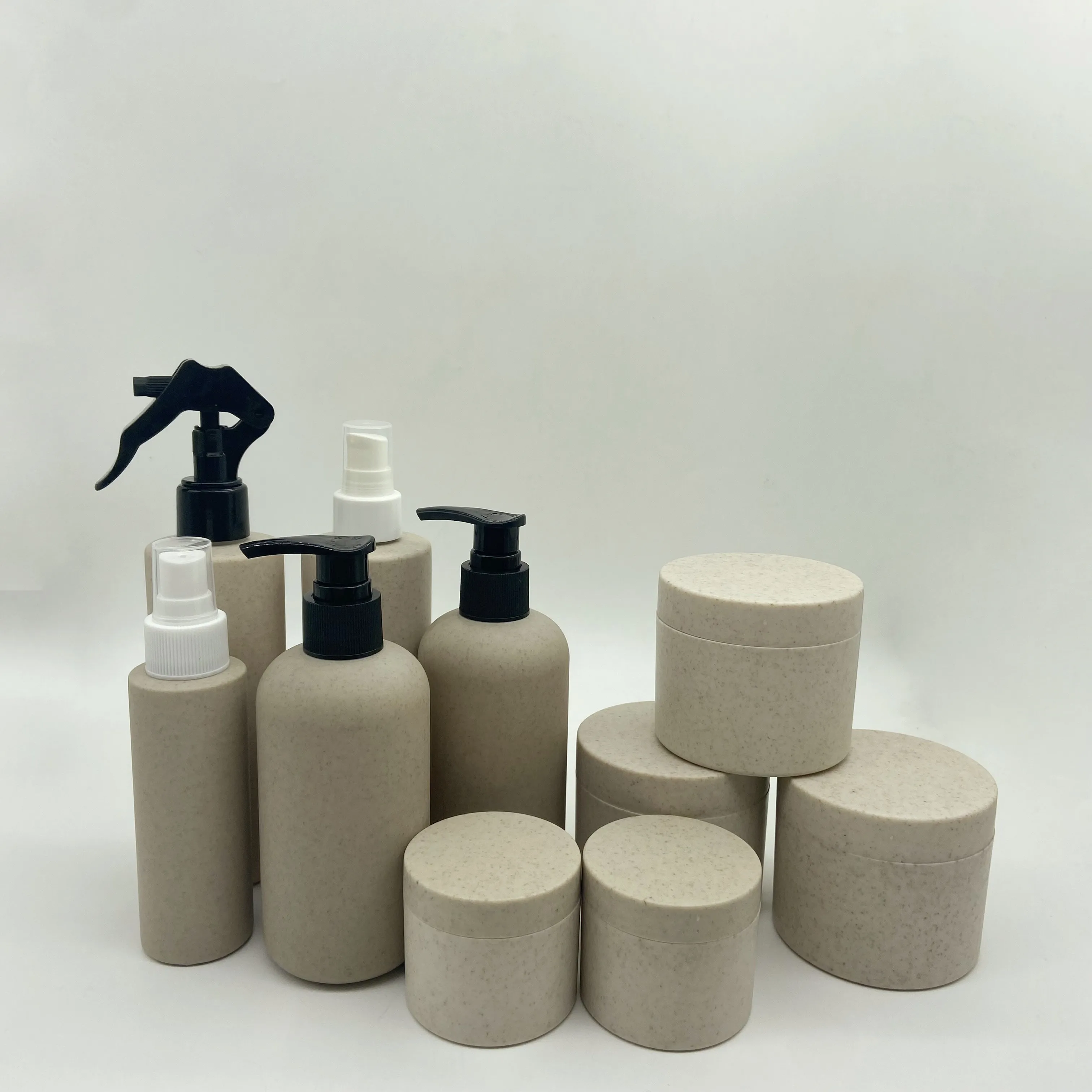 Eco Friendly Degradable Biodegrade Material Sugar Cane Wheat Straw Cosmetic Bottle