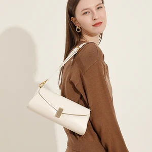 Wholesale Custom logo Retro Women's Leather Shoulder Bag, Simple and High-quality Handbags Crossbody Bag for Ladies Minimalism