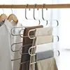 Cinq couches d'acier inoxydable