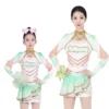 สีเขียวอ่อน