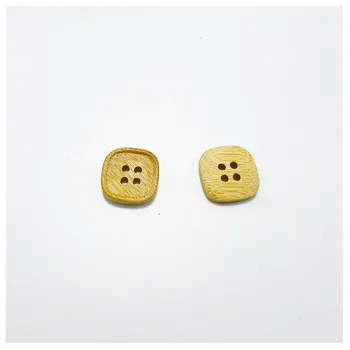 High-end natural wood pattern square four-hole wood button customization wholesale