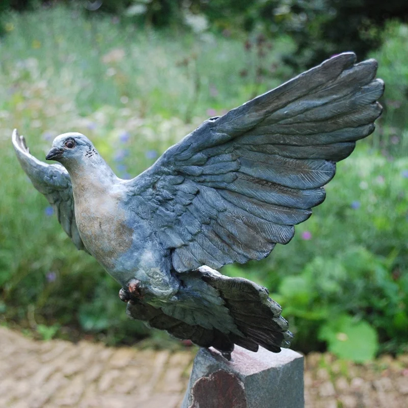 金属製の庭の空飛ぶ鳩の像 Buy 飛ぶハトの像 金属製の鳩白像 鳩ガーデン像 Product On Alibaba Com