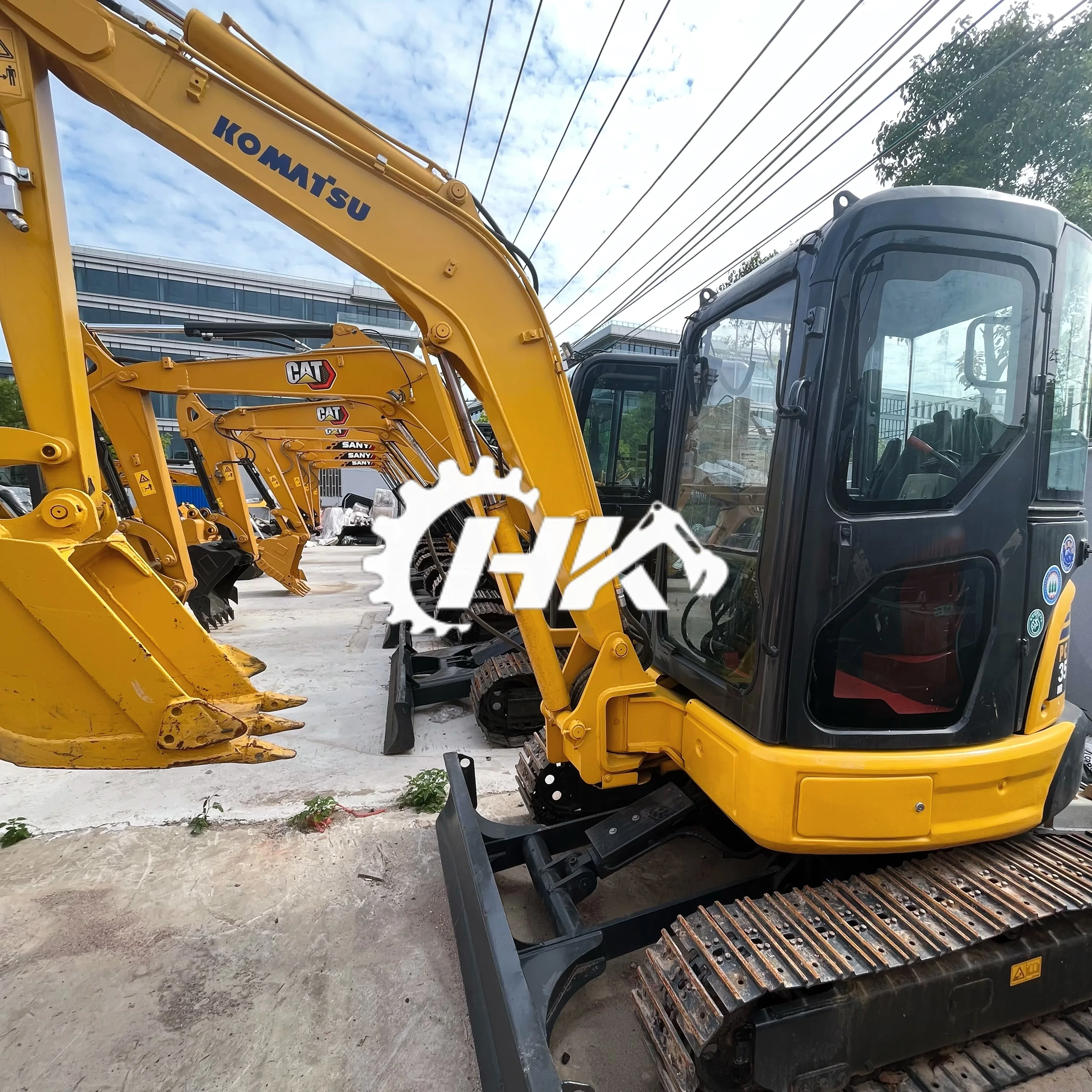 HANG KUI Komatsu Pc35MR 3.5tons 90%new Original Japanese with EPA,CE Agricultural Used Komatsu35 Excavator for Digging