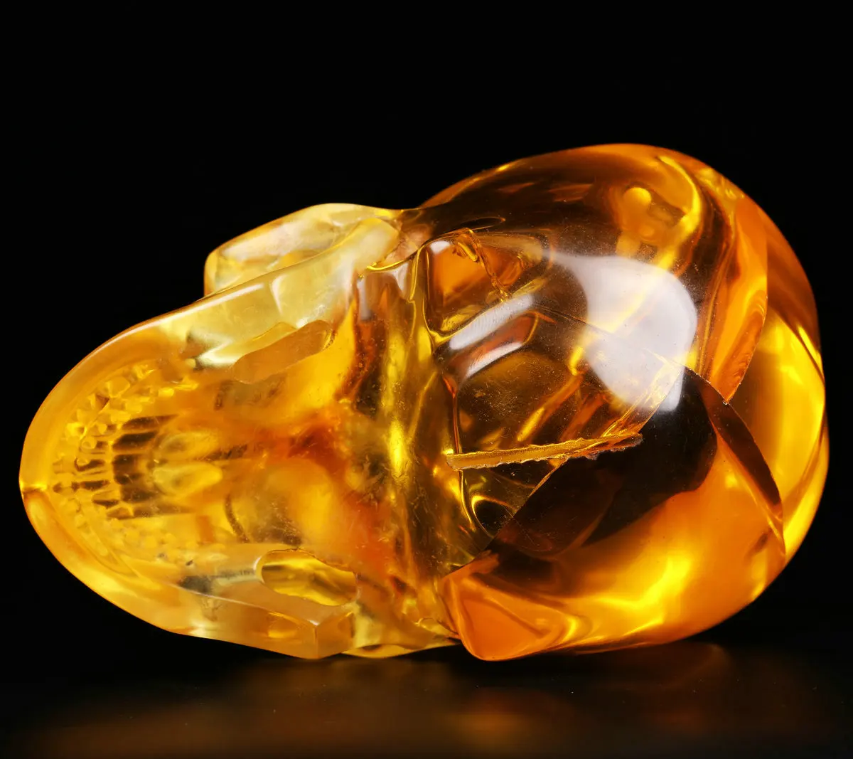 Wholesale Hand Carved Crystal Skulls Craft Carving Yellow Obsidian Crystal Skulls Crystal Head