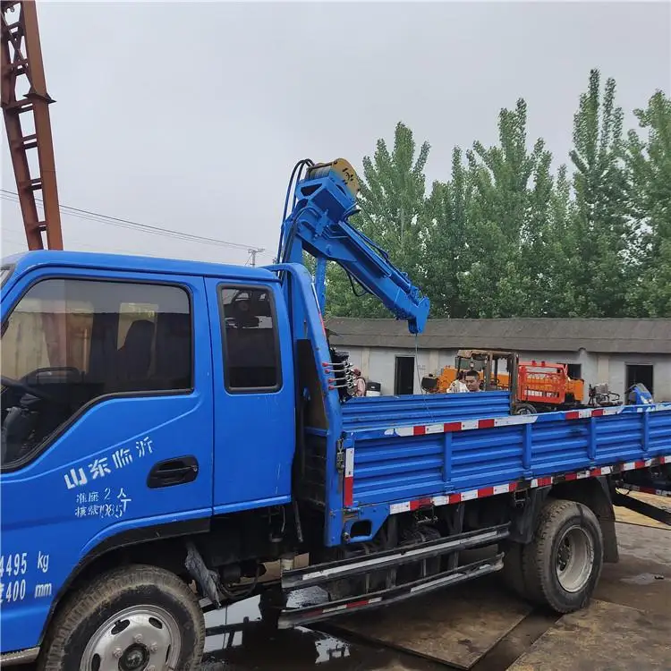 KYB Knuckle Boom Crane Truck with Remote Monitoring - 5 Ton