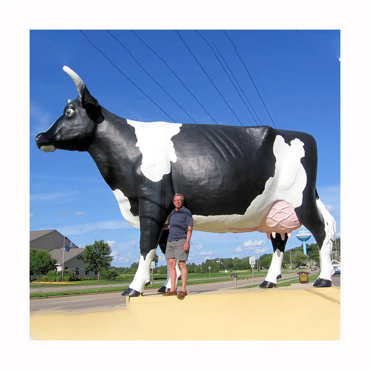 Scultura Decorativa di Animale da Fattoria per Esterni, Statua di Mucca in Vetroresina a Grandezza Naturale per Giardino in Vendita