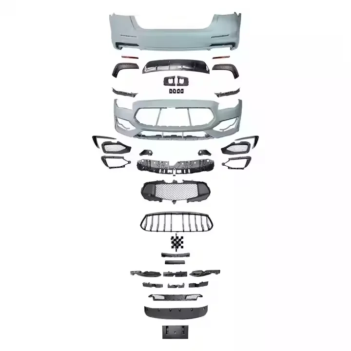 マセラティ クアトロポルテ GTS用 カーパフォーマンスボディキット