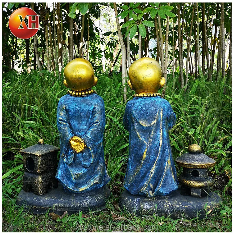 自然岩形上の彫刻僧侶【インテリア】 自然岩形上の彫刻僧侶