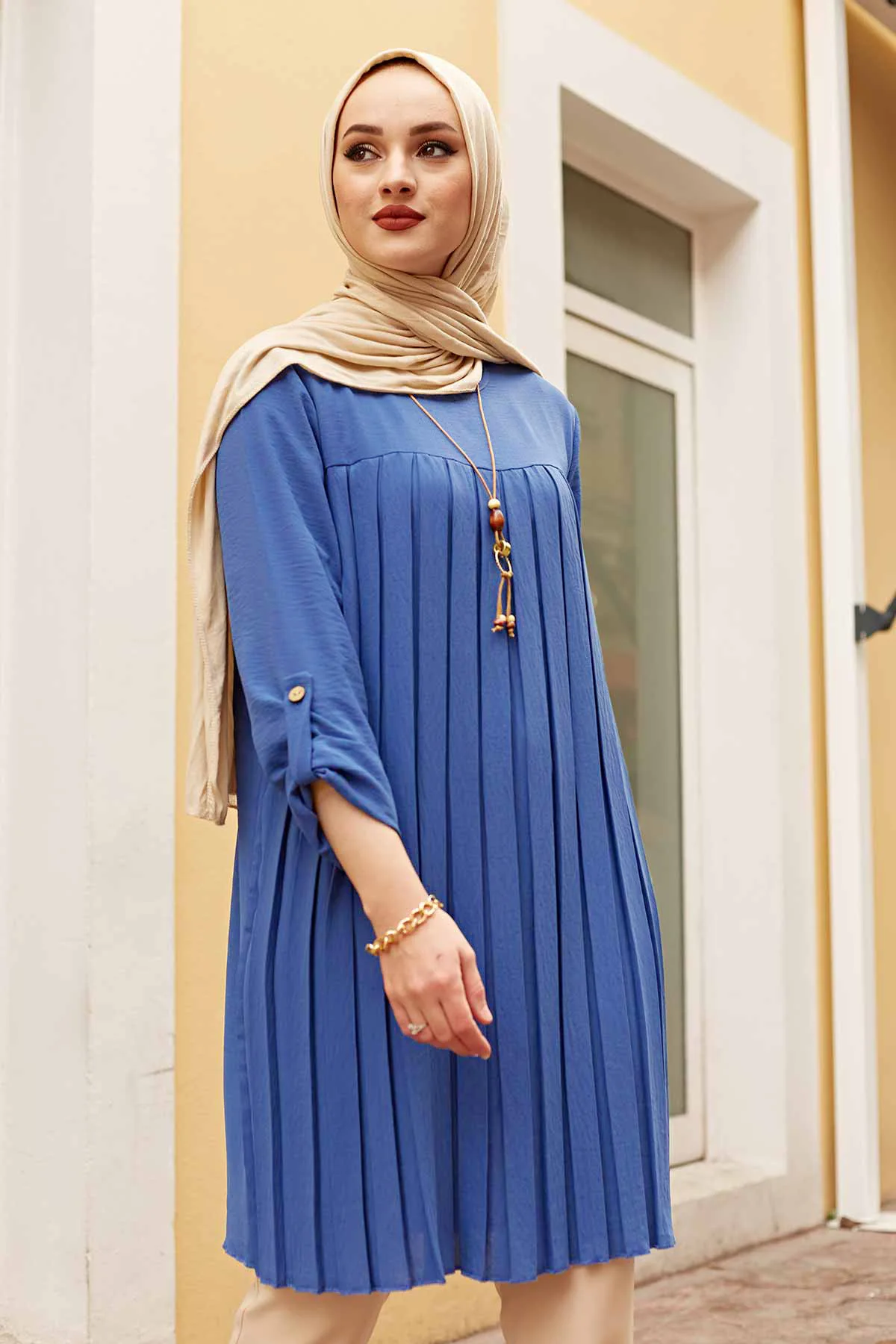 dress muslimah modern Bwn Button-Up i ss with Dred Neline