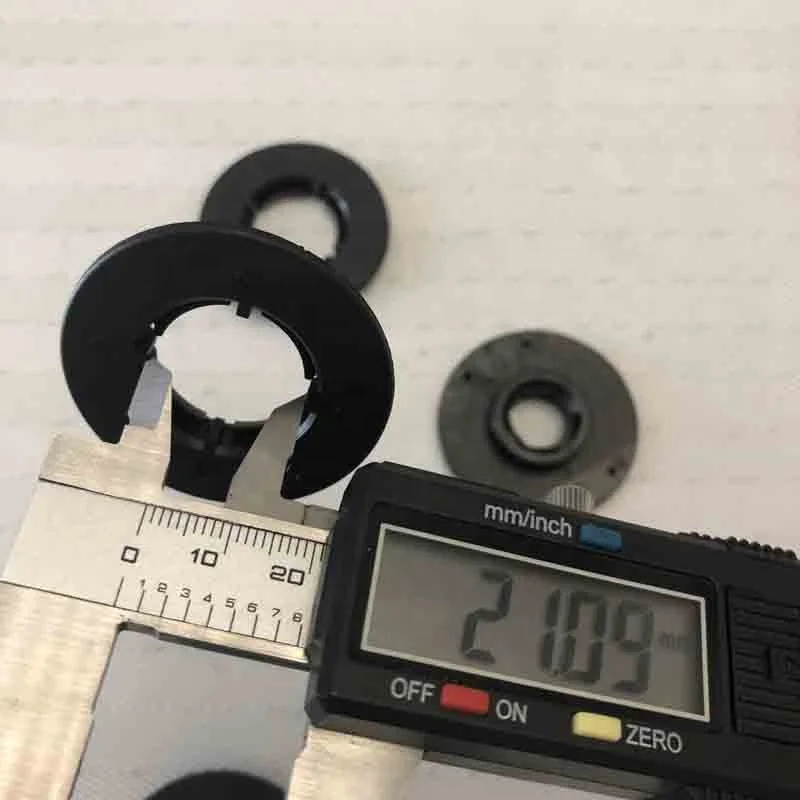 2019 New Model Car Floor Mat Grommet