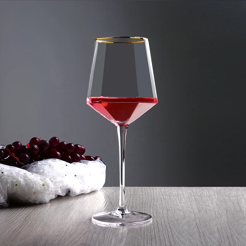 Wholesale Luxury Crystal Diamond Shaped Short Stem 14oz Custom logo Gold Rim Good Modern Brandy Goblet Red Wine Glass