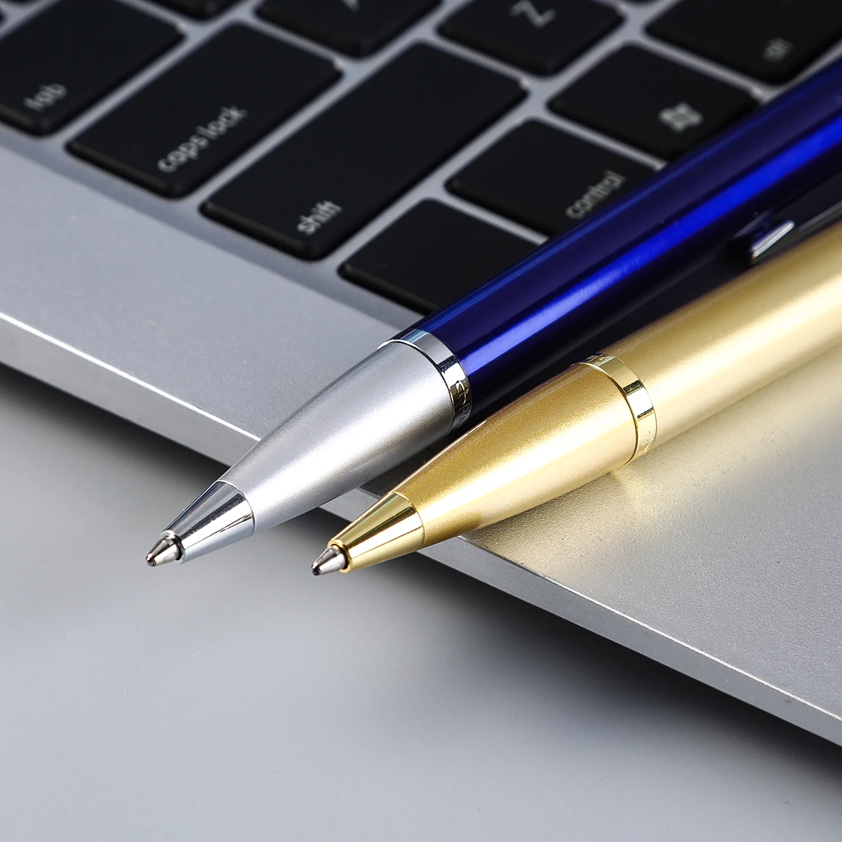 Высокое Качество Индивидуальный Логотип Новый стиль Parker IM черный Золотой зажим Роскошная металлическая шариковая ручка один набор подарочной коробки